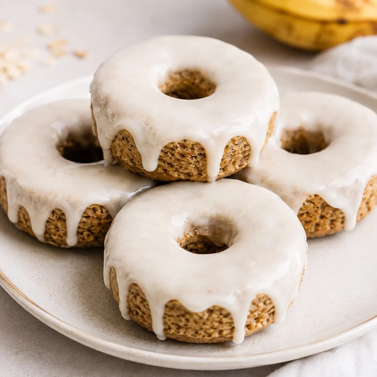 Donuts de avena y plátano con glaseado de yogur